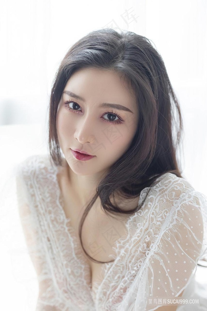 欧美老女人 裸体阴部视频 免费看 界面截图